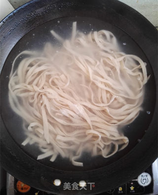 肉酱面#御寒美食#的做法步骤：2