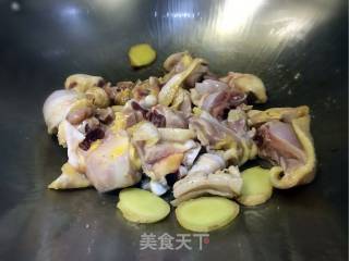 豆酱鸡的做法步骤：1