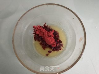 草莓毛巾卷的做法步骤：4