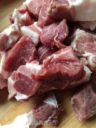 红烧肉的做法步骤：1