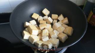 冻豆腐炒白菜的做法步骤：3