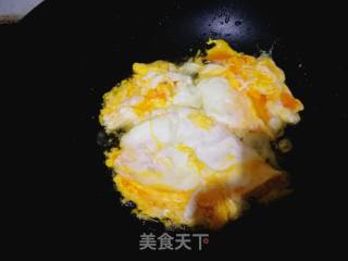 丝瓜炒鸡蛋的做法步骤：8