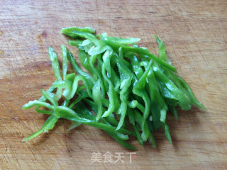 虫草花拌红极参的做法步骤：3