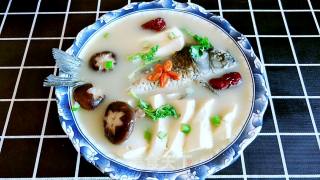 #御寒美食#鲫鱼豆腐汤的做法步骤：5