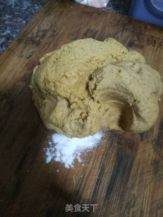 老面窝头的做法步骤：3