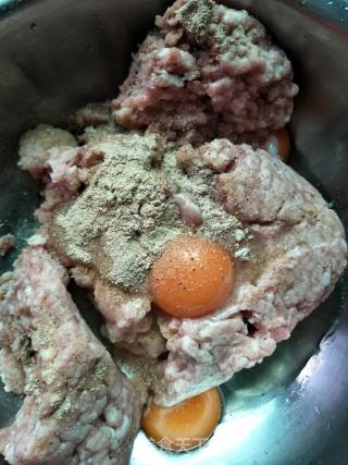 香菇烩鱼丸的做法步骤：3