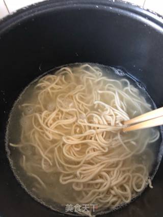 肉末拌面的做法步骤：1