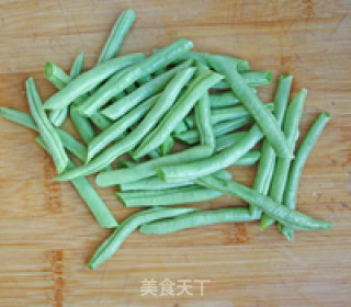 铁锅芋头鸡的做法步骤：4