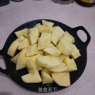 土豆炖牛肉的做法步骤：2