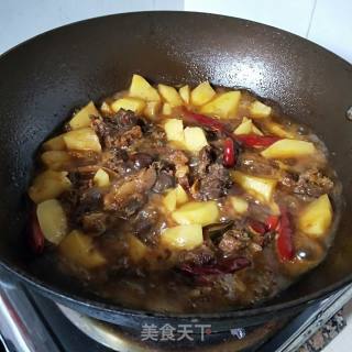 土豆炖牛肉的做法步骤：12