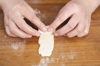 鲜肉月饼的做法步骤：19