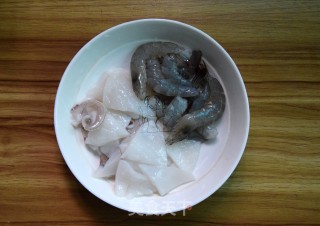 海鲜豆腐煲的做法步骤：2