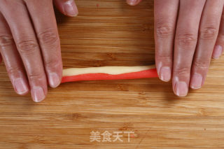 圣诞拐杖的做法步骤：4