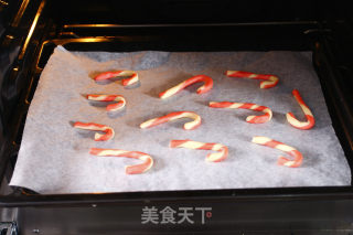 圣诞拐杖的做法步骤：7