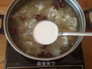 板栗桂圆银耳羹的做法步骤：8