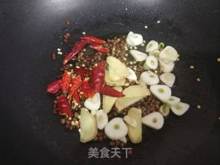御寒美食：麻辣羊蝎子的做法步骤：9