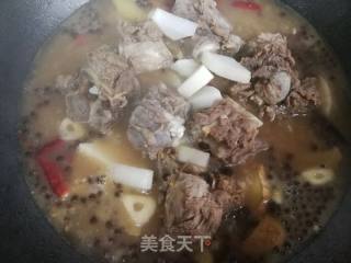 御寒美食：麻辣羊蝎子的做法步骤：14
