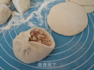圆白菜猪肉馅蒸包的做法步骤：7