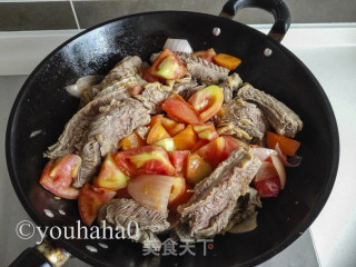 #御寒美食#西红柿牛腩煲的做法步骤：8