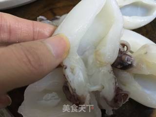 白灼墨鱼仔的做法步骤：3