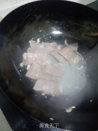 培根炒豆芽的做法步骤：5