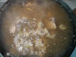 暖心暖胃脊骨炖白菜的做法步骤：5