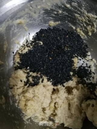 全麦芝麻小饼干的做法步骤：2