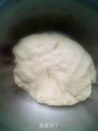 烫面葱油饼的做法步骤：2