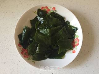 海带玉米筒骨汤的做法步骤：6