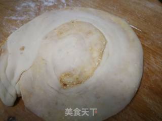 咸鸭蛋手撕千层饼的做法步骤：7