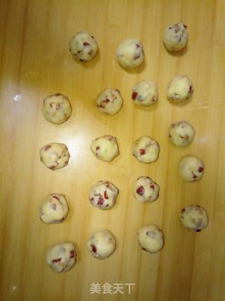 红枣奶油饼干的做法步骤：5