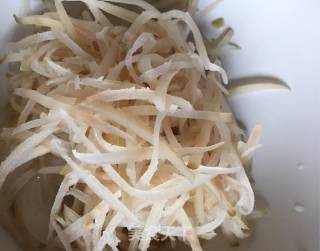咸菜蛋饼的做法步骤：1