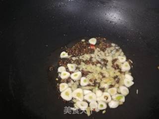 炒麻辣玉米粒的做法步骤：6