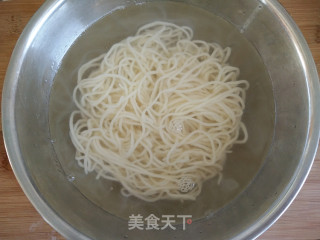 红极参鲜虾面的做法步骤：6