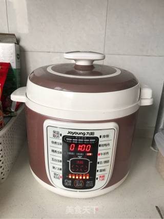 萝卜原汁炖羊排的做法步骤：5