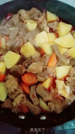 土豆炖牛肉的做法步骤：10