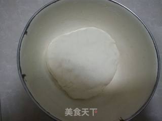 牛肉萝卜蒸饺的做法步骤：1