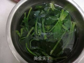 青菜鸡蛋肉丝炒面的做法步骤：3