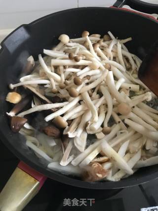 杂菌鸡蛋拌饭的做法步骤：6