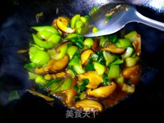 香菇油菜的做法步骤：10