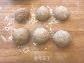 全麦面包的做法步骤：7