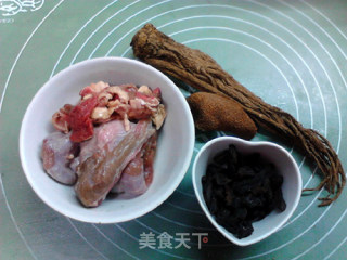 #御寒美食#当归黄精牛肉汤的做法步骤：1