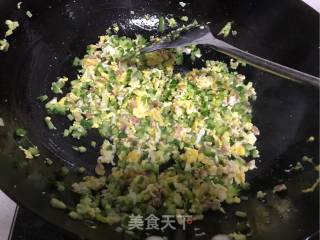 培根蛋炒饭的做法步骤：5