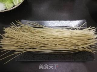 白菜炖粉条的做法步骤：4