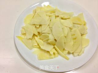 腊肉炒冬笋的做法步骤：7