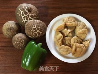香菇炒面筋的做法步骤：1