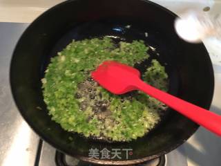 青椒炒鸡蛋的做法步骤：5