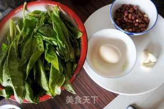 麻将菠菜拌鸡蛋的做法步骤：1