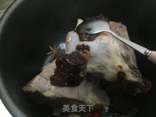 酱牛肉的做法步骤：1