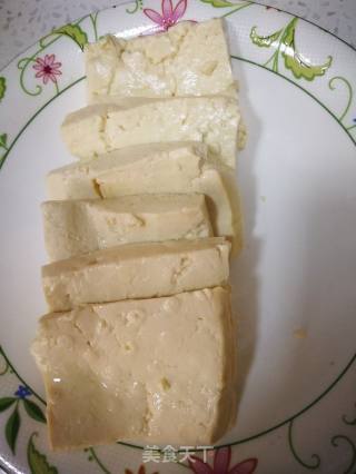 锅塌豆腐～冬季里的暖心菜的做法步骤：1
